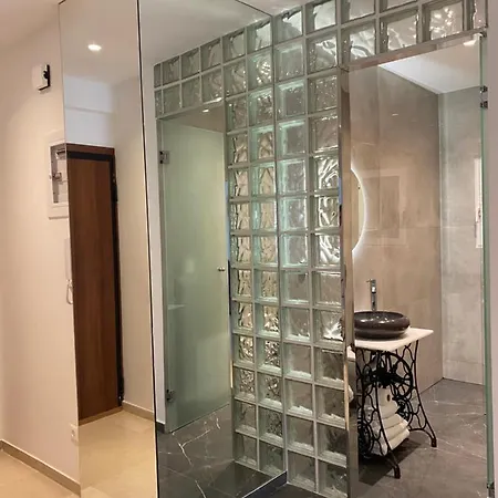 Marina Access Apartment